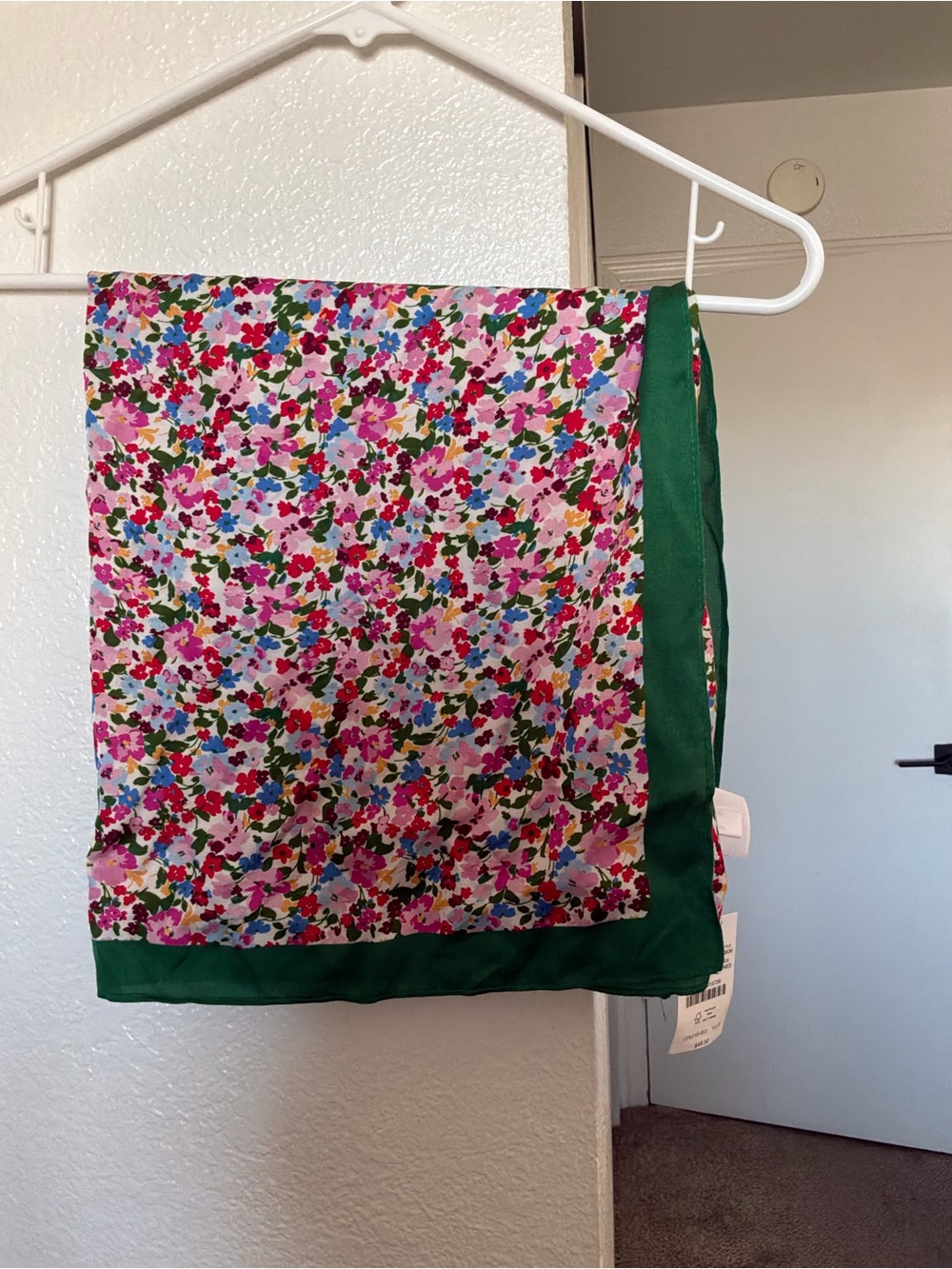 NWT J.Crew Factory Floral Silky Scarf in Emerald Green
